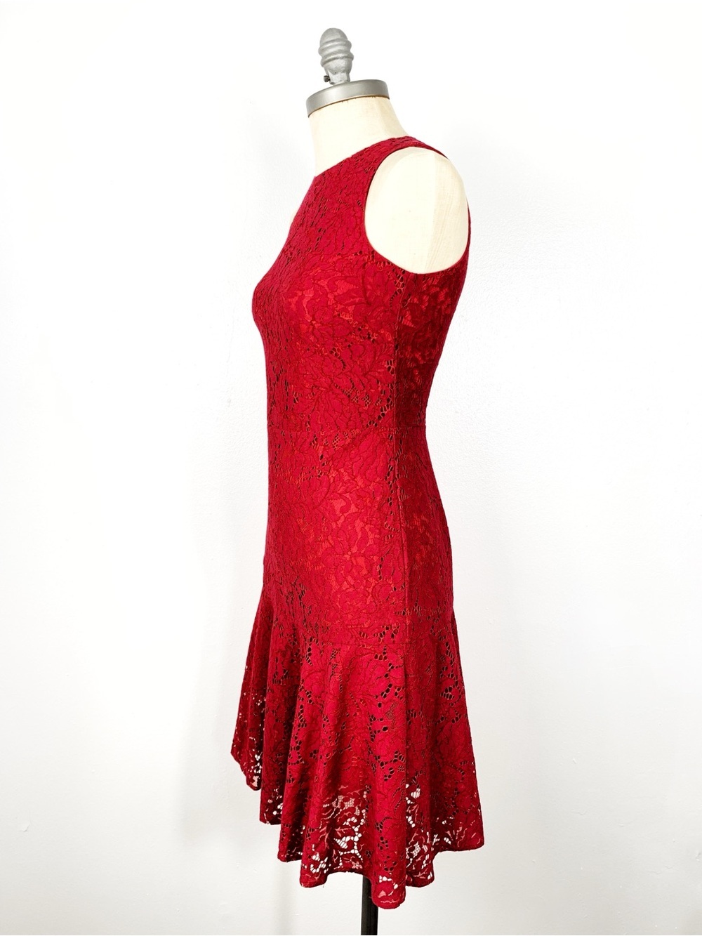 H&M Red Lace Midi Fit-and-Flare Dress 4 NWT - Picture 8 of 9